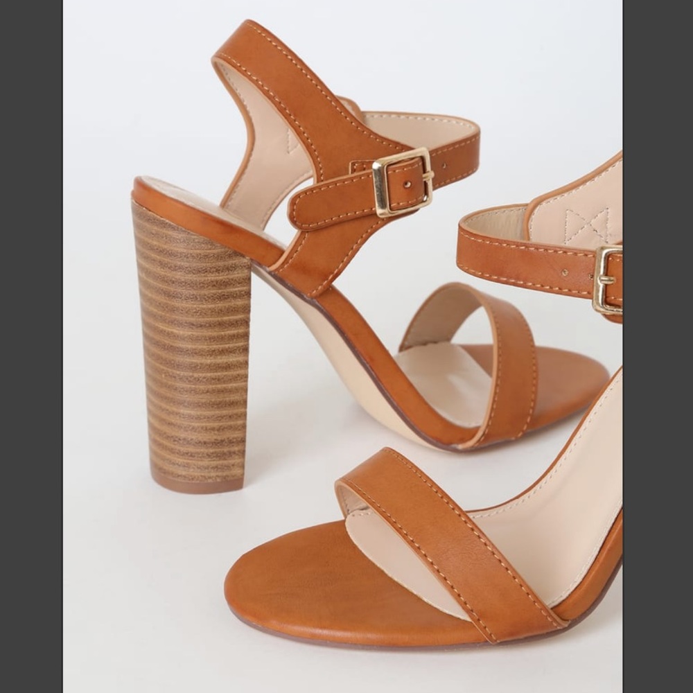 NWT Nude High Heels Sandals Block Heel Ankle Strap - Picture 2 of 6